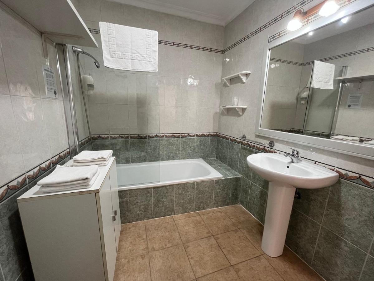 Hostel Conil Коніль-де-ла-Фронтера Екстер'єр фото
