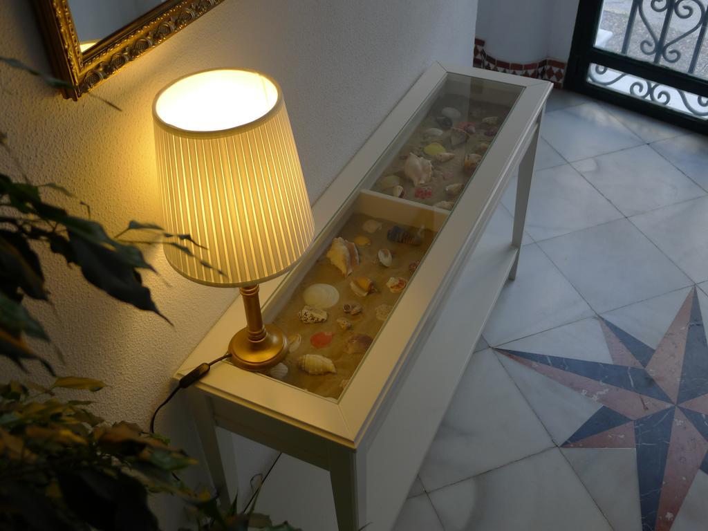 Hostel Conil Коніль-де-ла-Фронтера Екстер'єр фото